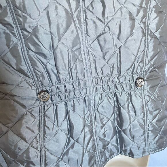 NWT Casual Identity Reversible Vest size larger - Picture 12 of 16